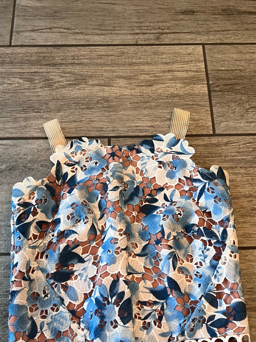 ELLIATT Times Dress Floral Lace Blue Multi XXS Midi Cocktail Wedding Guest - Picture 8 of 16